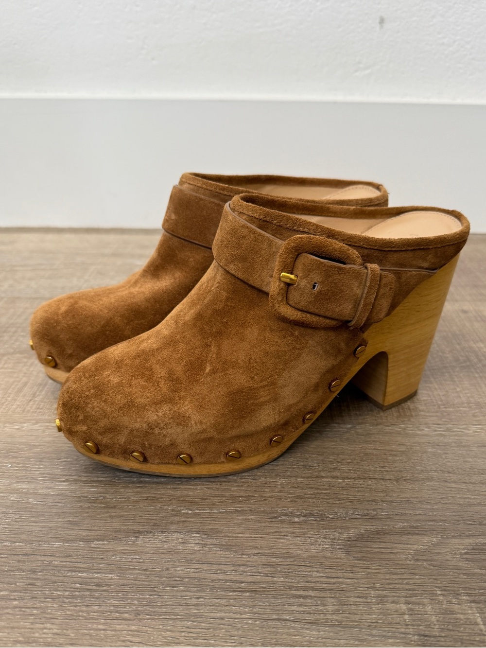 Veronica Beard Size 7M Brown Suede Wooden Clog Mule Heels Studded